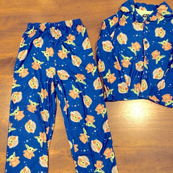Grogu PJ Set - Picture 1 of 5